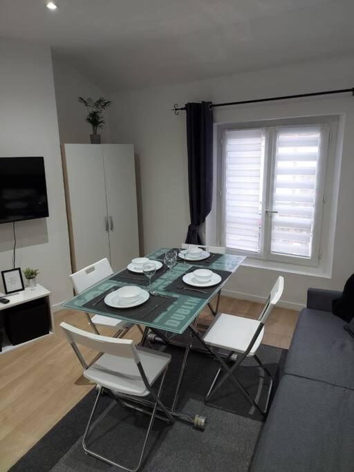 Smart House Airport Cdg, Asterix Apartment Louvres Екстериор снимка